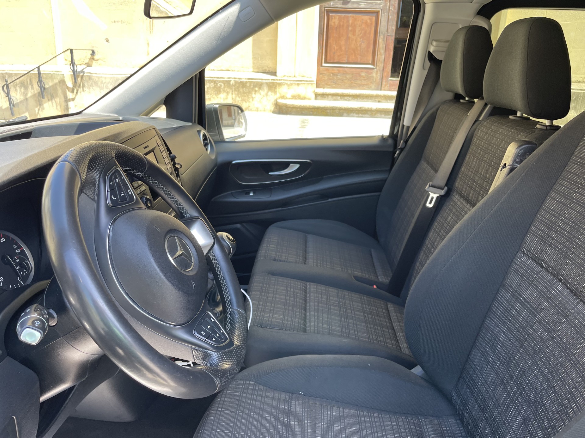 Interno Van 1