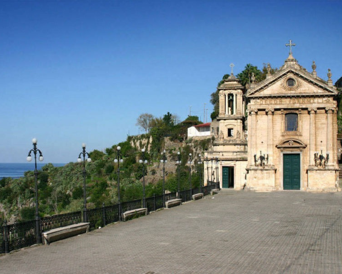 Castello Ruffo ingresso